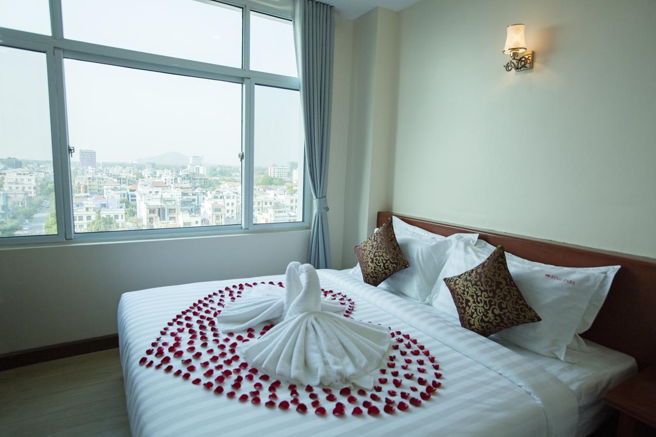 King Park Hotel Mandalay Exterior foto